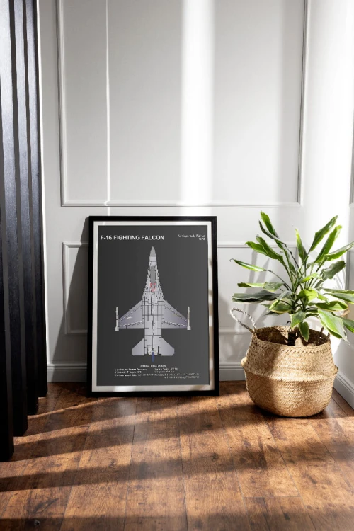 F-16 FIGHTING FALCON