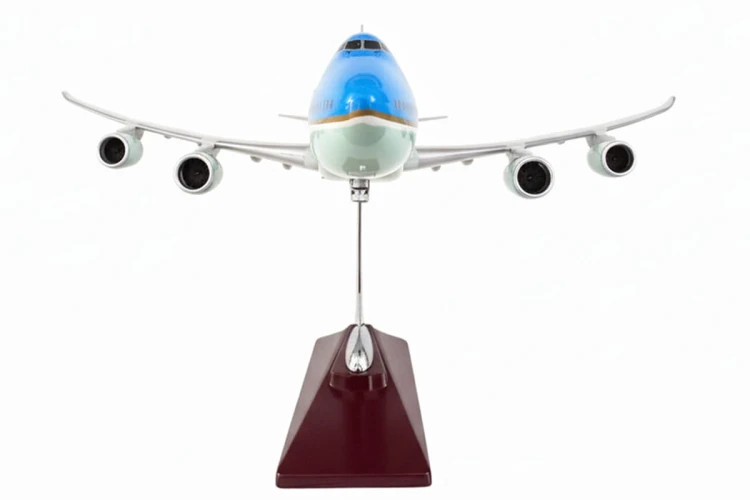 Air Force One Boeing 747 widok z przodu