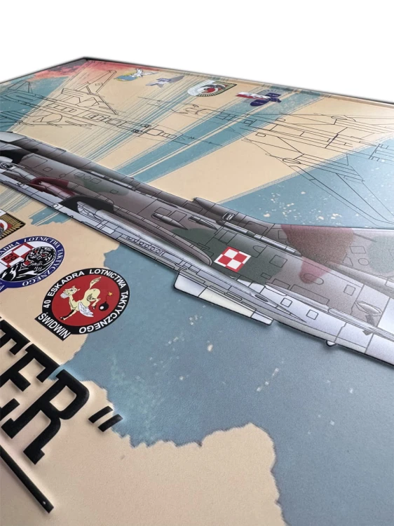 Su-22 z logami powiększenie