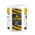 Biały kubek CAUTION DRONES środek